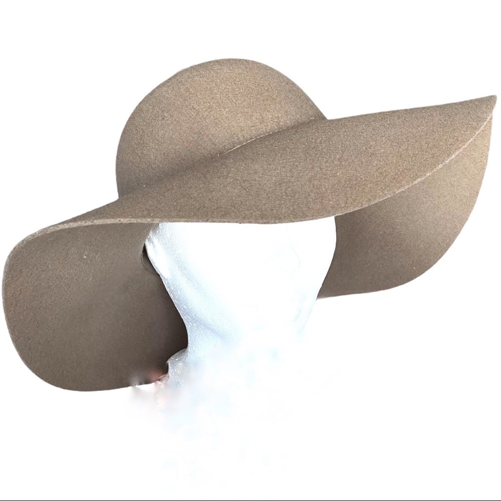 D&Y wool hat